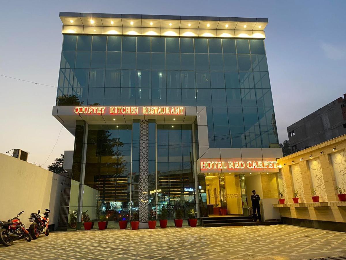 Hotel Sahib'S Red Carpet - The Family & Corporate Hotel Agra  Exterior foto